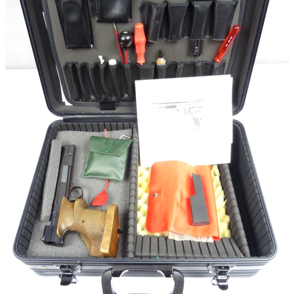 Pistolet sportowy Hammerli 215 kal. .22lr